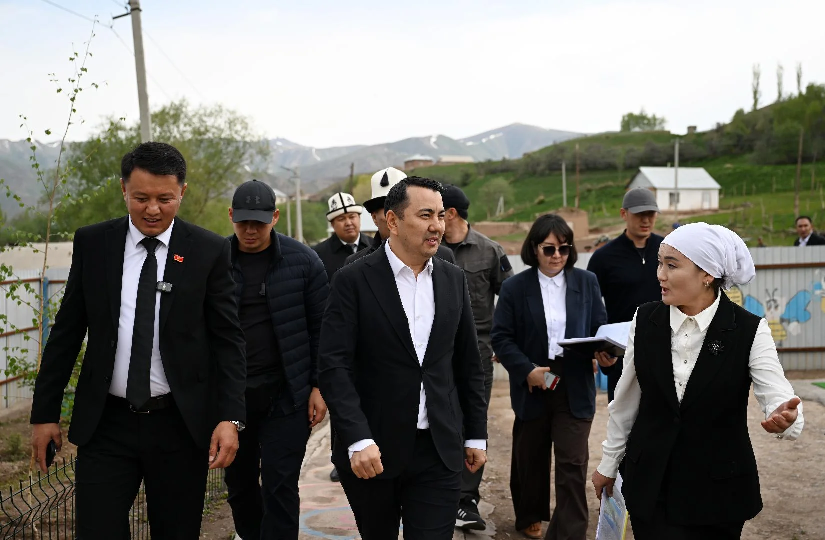 {{item.title }}