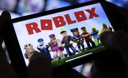 Депутат Roblox жана Minecraft оюндарына чектөө киргизүүнү сунуштады