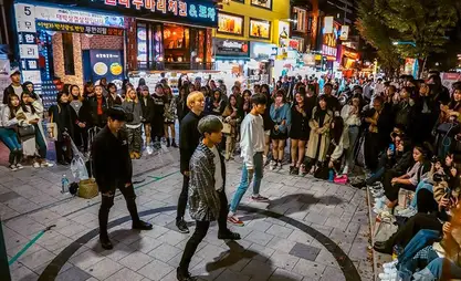 K-pop маданияты Түштүк Кореяга рекорддук сандагы туристтерди тартууда