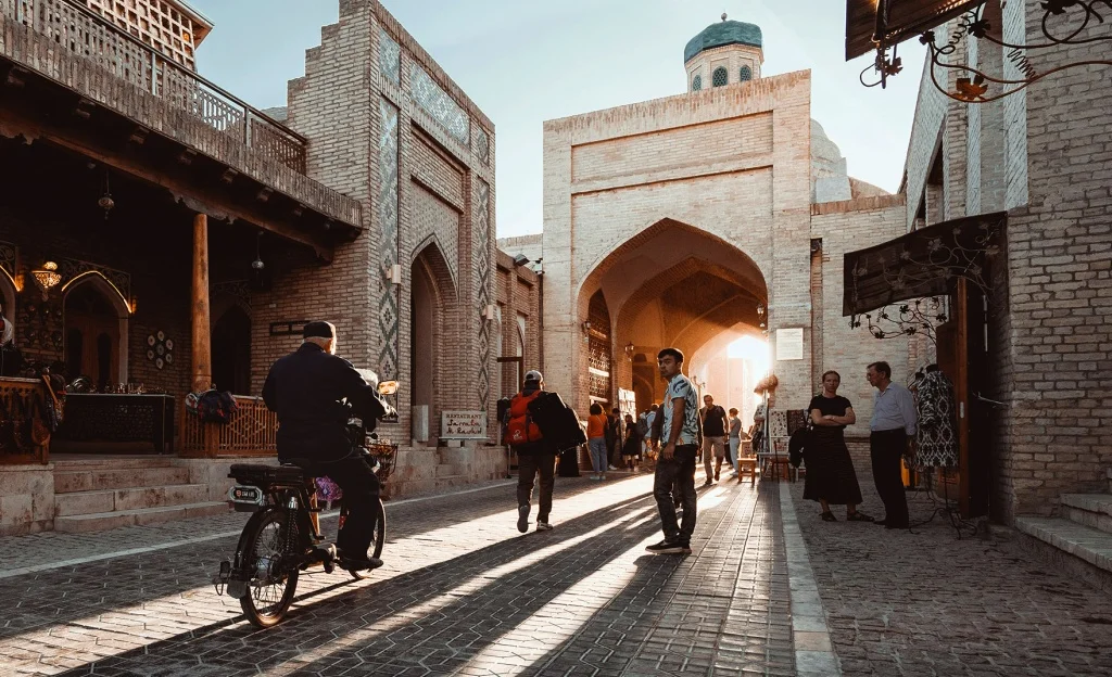 photo_17_Tour (1).jpg