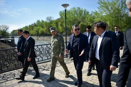 photo_5386735815460851894_y (1).jpg