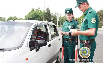 Өзбекстанда айдоочулар үчүн айып балл системасы киргизилет