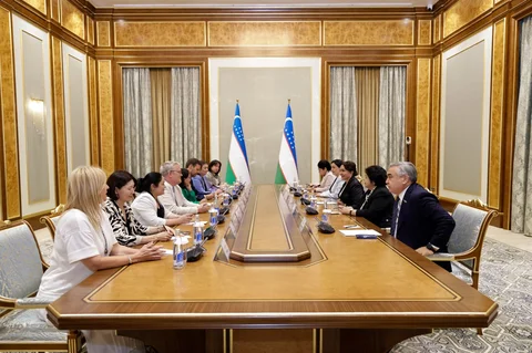 senat_12_0.jpg