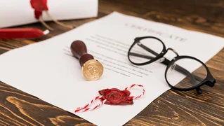 using-wax-seal-for-g.jpg