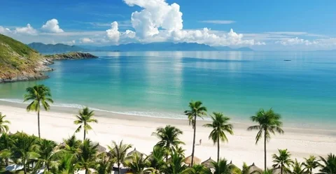 vietnam-tours-.max-2560x1440.format-webp.jpegquality-90.webp